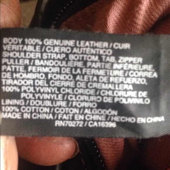 Liz Claiborne - Picture 5 of 7